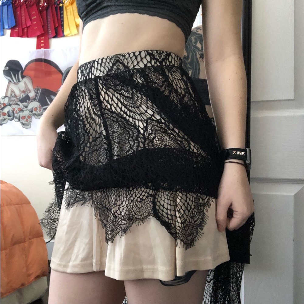 Black Lace Skirt - Picture 4 of 7
